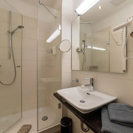 Schoengarten Garni Lindau (Bodensee)