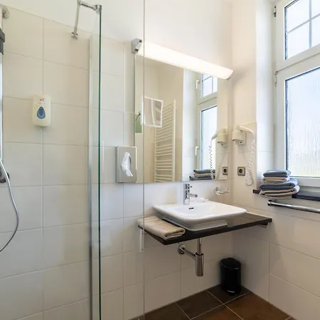 Schoengarten Garni 3*