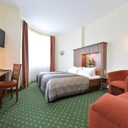 Schoengarten Garni 3* Lindau (Bodensee)