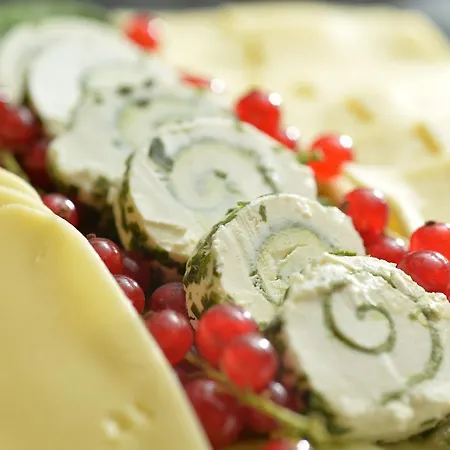 Schoengarten Garni Hotel