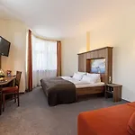 Schoengarten Garni 3* Λιντάου